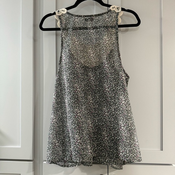 Tramp Gray Floral Sheer Sleeveless Top with Ivory Crochet Detail, Size 2X - Picture 2 of 6